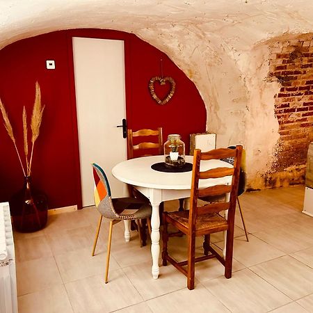 La Cave Aux Lumieres - Proche Centre-Ville - 2 Chambres - Wifi Renaison ภายนอก รูปภาพ