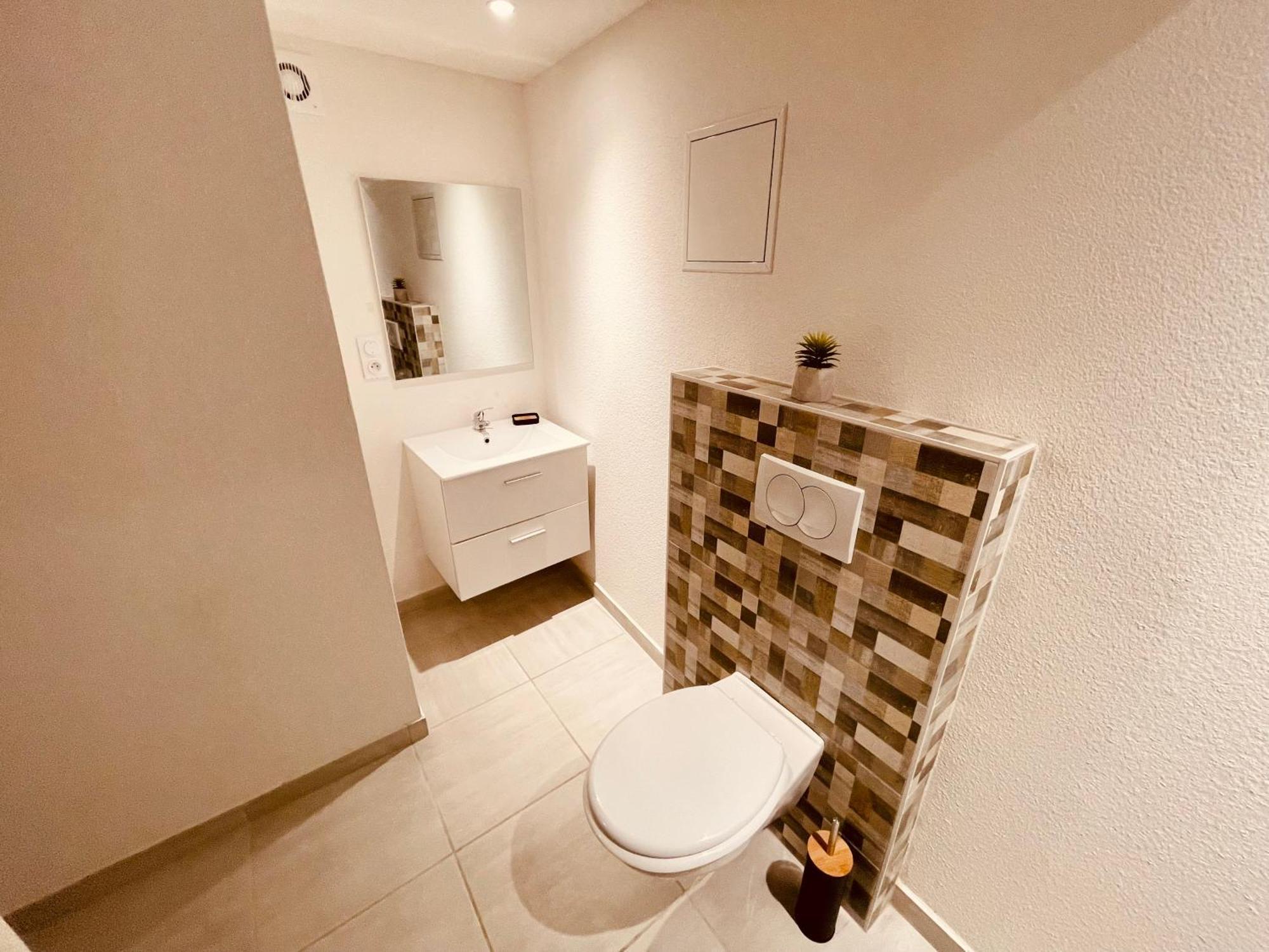 La Cave Aux Lumieres - Proche Centre-Ville - 2 Chambres - Wifi Renaison ภายนอก รูปภาพ